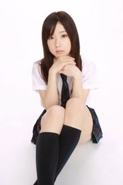 Mika Narumi 成実美香《黑髮おねえサマー入學!》 [YS Web] Vol.512