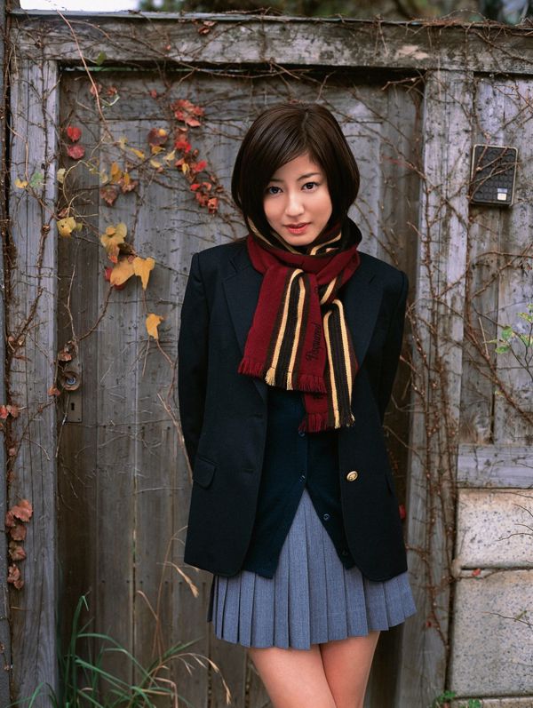 Yumi Sugimoto 《¡¡Descendiente Hermosa Chica Súper Auténtica !!》 [YS Web] Vol.196