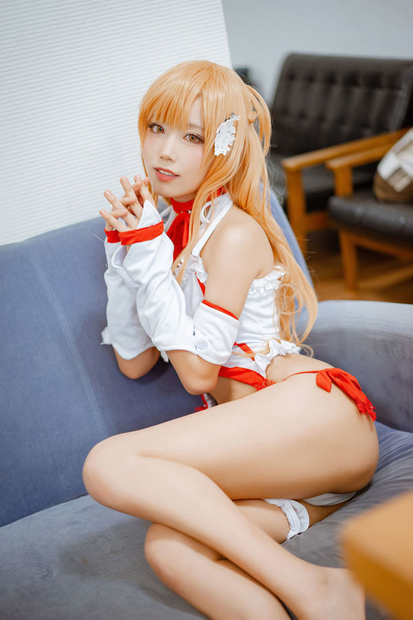 [Cosplay] Blogger anime Cheche Celia - Pakaian Dalam Asuna