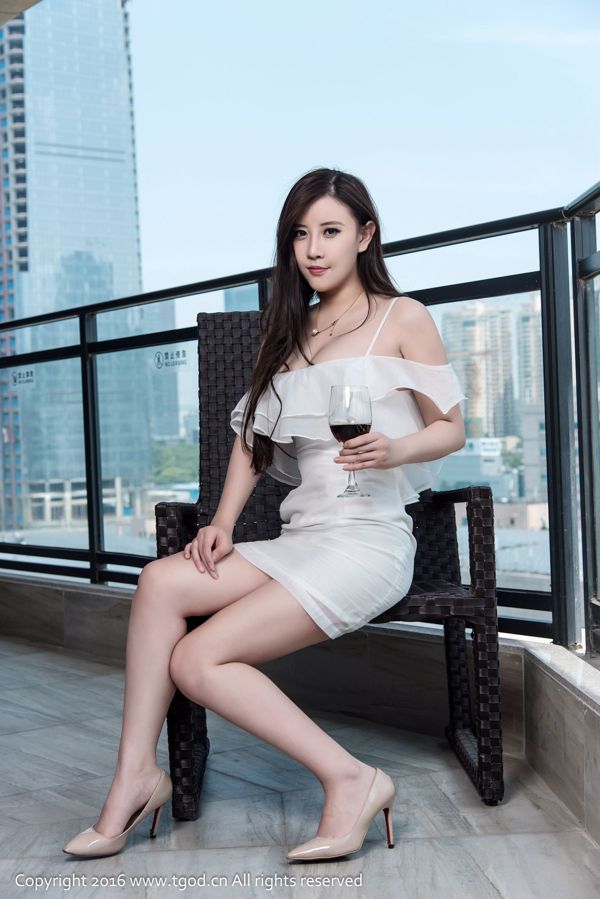 Wang Wanyou "La belleza de los grandes pechos de la niña de jade, la fascinación de la ciudad" [Push Goddess TGOD]