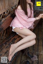 모델 Qiaoqiao "블랙 실크 미니 스커트와 하이힐 걸"[丽 柜 LiGui] 아름다운 다리와 옥 발 사진