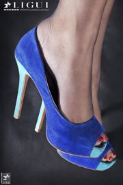 Model Si Qi "Blue High Heel and Black Silk Foot" Complete Works [丽柜贵足LiGui] Beautiful Legs and Silk Foot Photo Picture