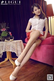 [丽 柜 LiGui] Model Wen Jing "Kecantikan Manis Merah Muda dengan Sepatu Hak Tinggi dan Kaki Sutra" Gambar Foto Kaki Indah dan Kaki Giok