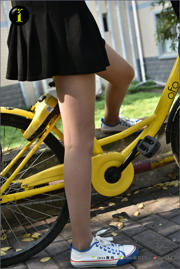 【IESSプラット・アンド・ホイットニーコレクション】033モデルQiqi「16歳自転車少女」
