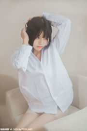 【ニャーシュガームービー】VOL.235チェリーピーチニャーボーイフレンドの白いシャツ