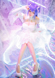 [Internet celebrity COSER photo] Miss Coser Xing Zhichi - pure white and pitch black "Unicorn"