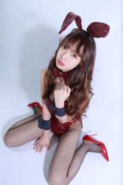 [Zdjęcie Cosplay] Anime Blogger Wenmei - noworoczna króliczka
