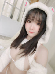 [복지COS] Weibo Girl Paper Cream Moon Shimo - もこもこ うさぎ