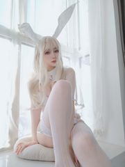 [COS de bienestar] Miss Coser Baiyin - Conejita de seda blanca