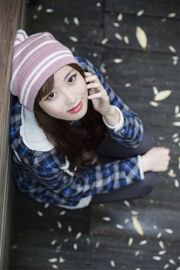 Taiwanese model Ivy "Outside Taiwan University"